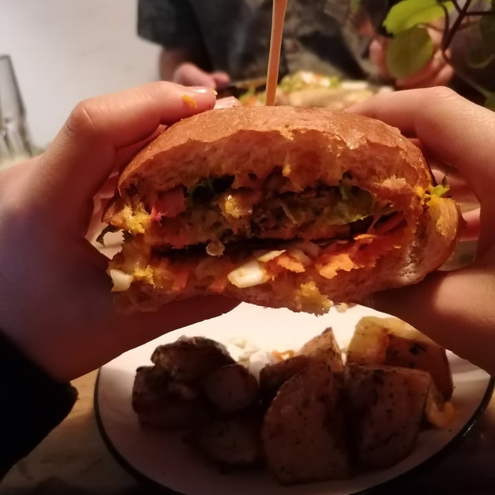 photo of Vegan Wraps Hamburguesa de falafel shared by @veganferdi on  21 Dec 2022 - review