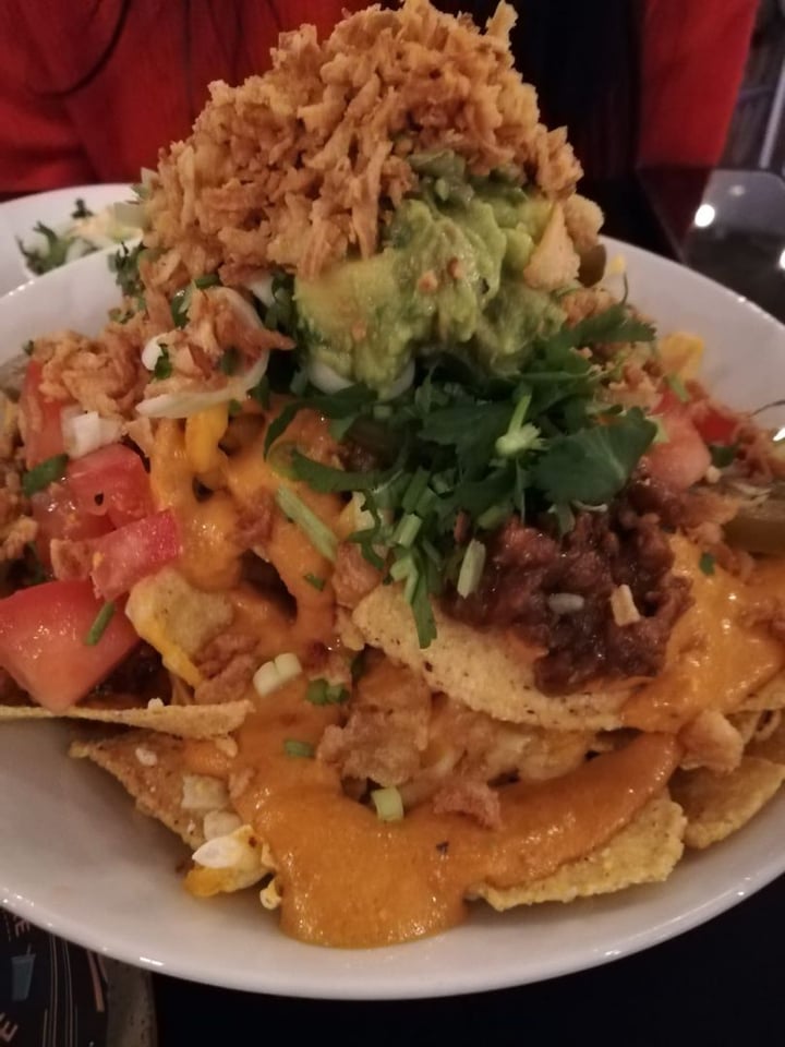 photo of Unity Diner Loaded Nachos shared by @mariafortheanimals on  12 Apr 2020 - review