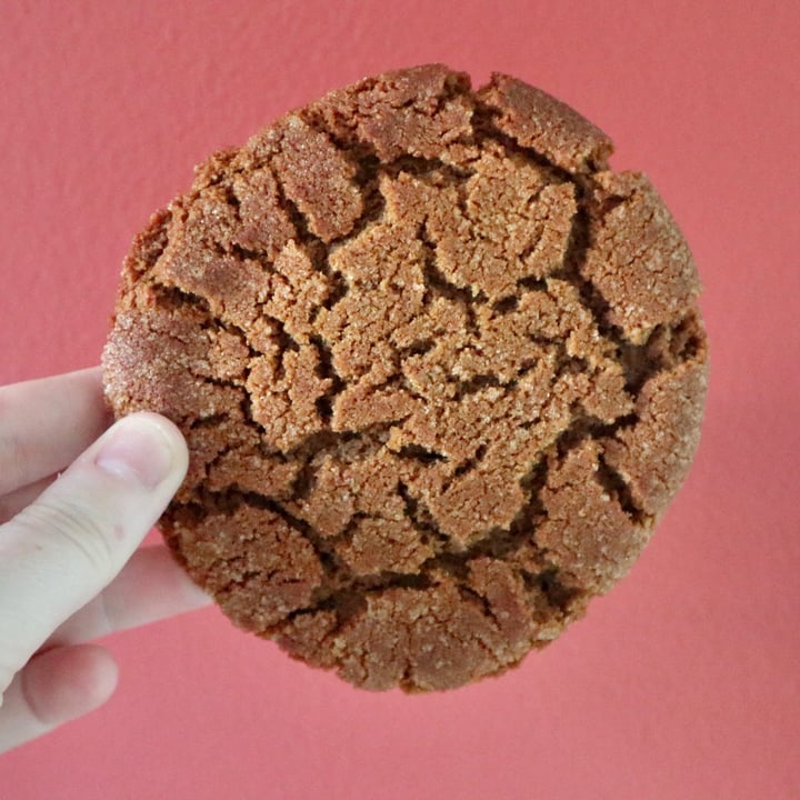 photo of Sweet North Bakery Ginger Molasses Cookie shared by @kaylabear on  12 Jun 2020 - review