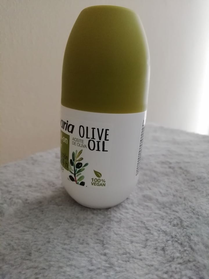 review photo of Babaria Desodorante Roll-on Aceite De Olivia shared by @nerejmk on 26 Mar 2020 - review