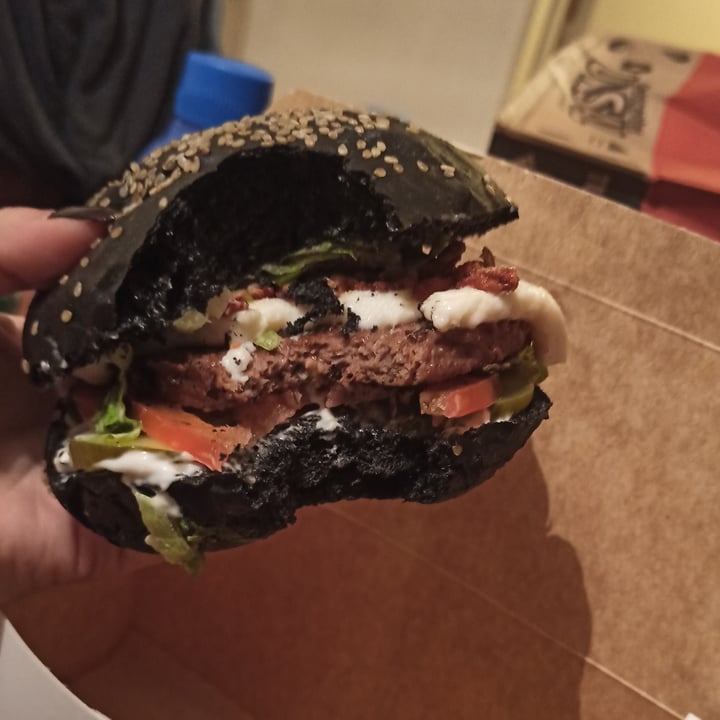 review photo of Williamsburg Belgrano Hamburguesa Not Williams shared by @valengalante on 13 Jul 2021 - review