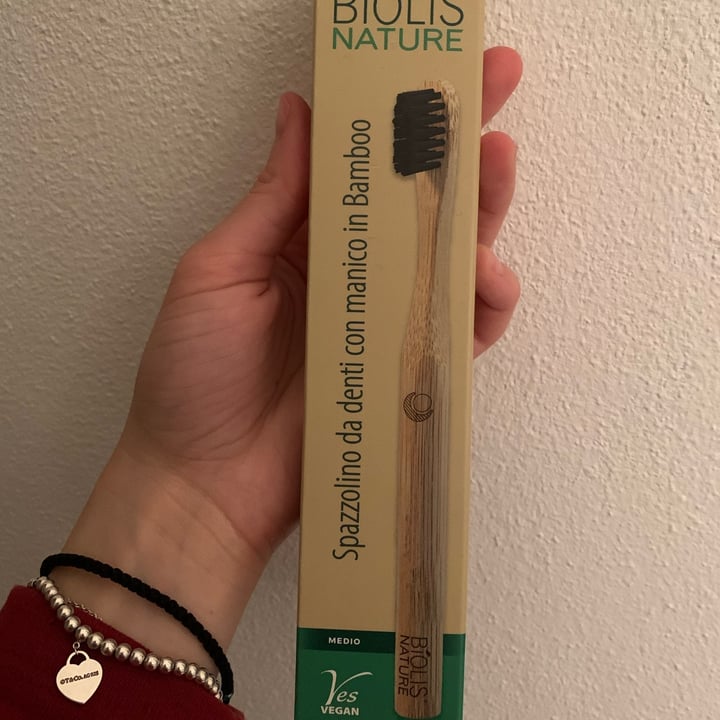 review photo of Biolis Nature Spazzolino da denti con manico in Bamboo shared by @susannatuttapanna5 on 04 May 2022 - review