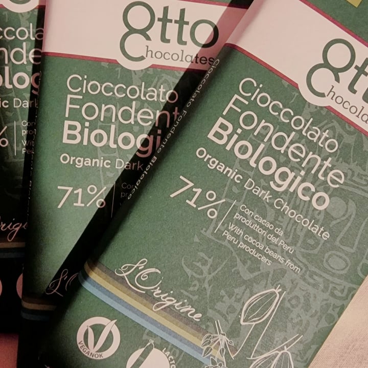 review photo of 8tto Chocolates Cioccolato fondente bilogico 71% cacao shared by @rosanucleare on 23 Dec 2021 - review