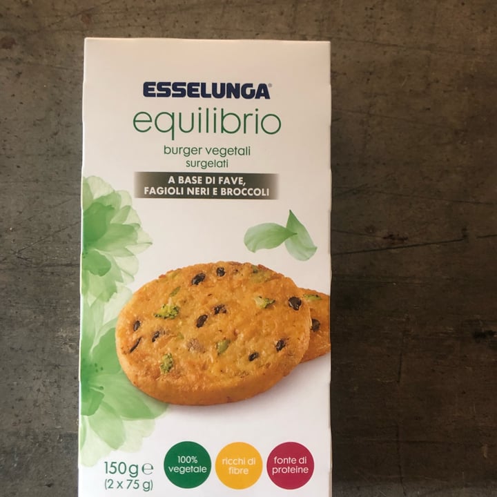 review photo of Esselunga equilibrio Burger Vegetali (Fave, Fagioli Neri E Broccoli) shared by @crij on 28 Jun 2022 - review