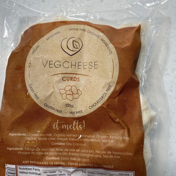 photo of VEGCHEESE Cheese Curds shared by @lindahalliburn on  10 Jul 2021 - review