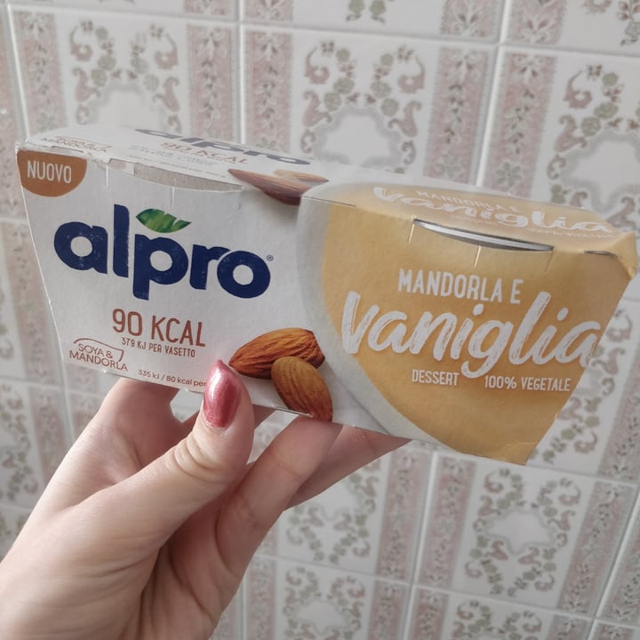 review photo of Alpro 2 X Almond and Vanilla shared by @clarsa on 05 Apr 2022 - review