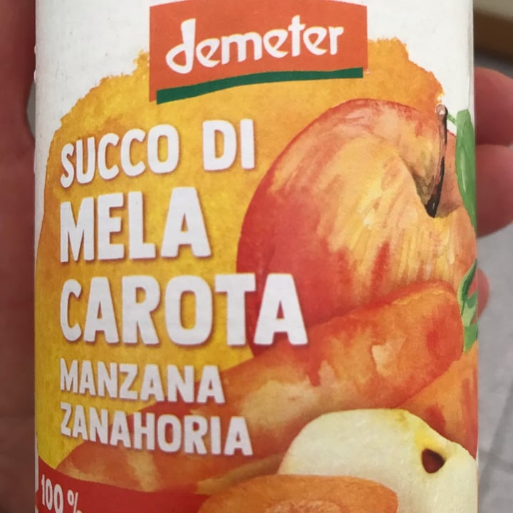 photo of Demeter Succo di mela carota shared by @frazazie on  15 Jun 2022 - review