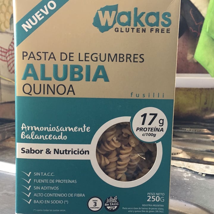 photo of Wakas Pasta de Legumbres Alubia y Quinoa shared by @agoscolo89 on  03 Oct 2021 - review