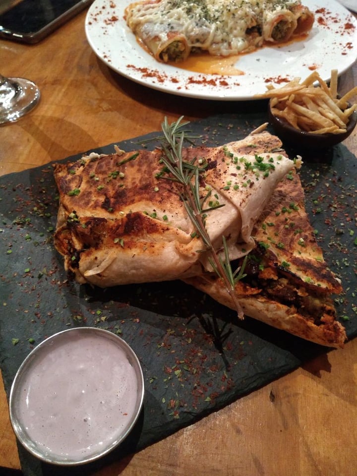 review photo of RestoBar Katako La Ele De Katako shared by @macadw on 02 Feb 2020 - review