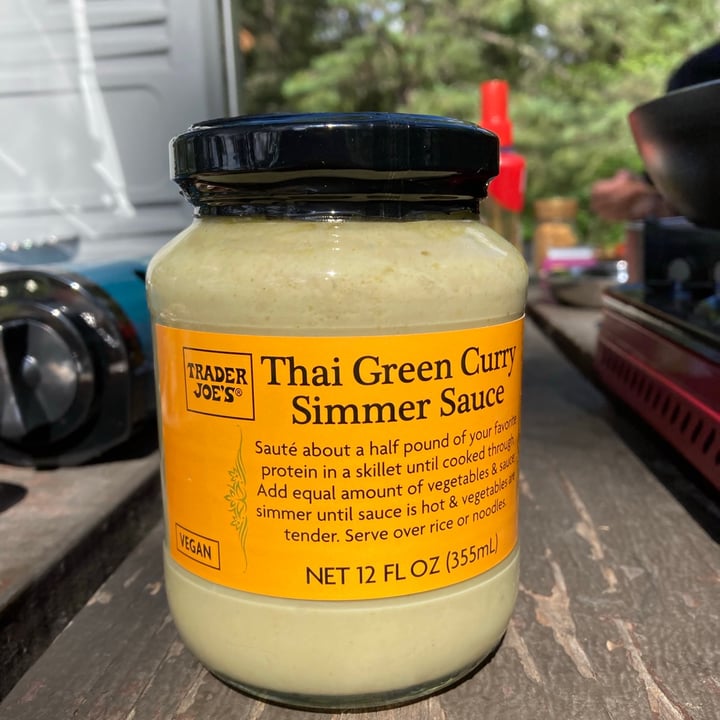 photo of Trader Joe's Thai Green Curry Simmer Sauce shared by @compassionatekisses on  22 Jun 2021 - review