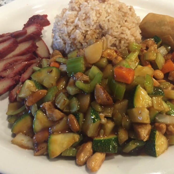 photo of Yuan Su Vegetarian Combo #2 shared by @thetasmom13 on  13 Jun 2021 - review