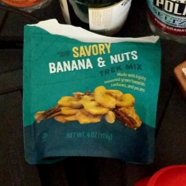 photo of Trader Joe's Savory banana and nuts shared by @shangjing2199 on  18 Jun 2020 - review