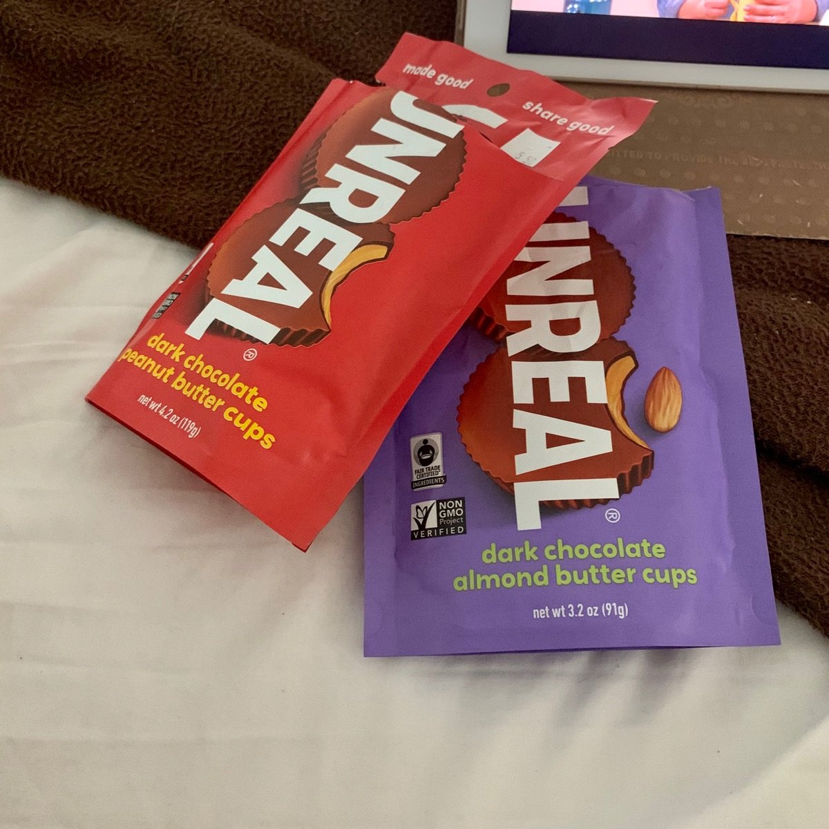 UNREAL Dark Chocolate Almond Butter Cups Reviews abillion