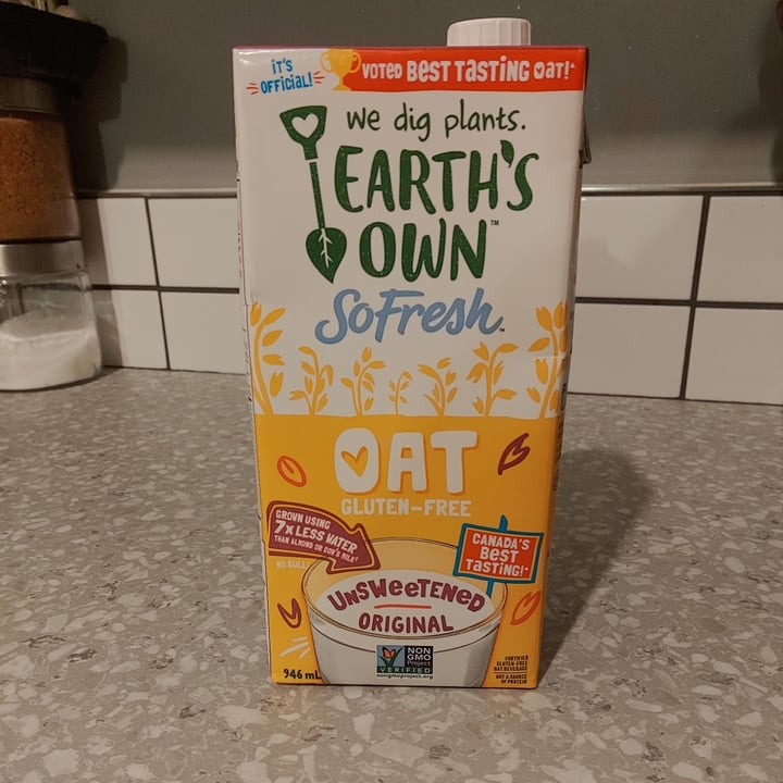 review photo of Earth's Own So Fresh Oat Unsweetened Original Beverage shared by @monikacw on 12 Oct 2020 - review