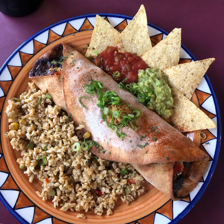 review photo of Calactus Burrito Bandito shared by @biancadr21 on 21 Jul 2021 - review