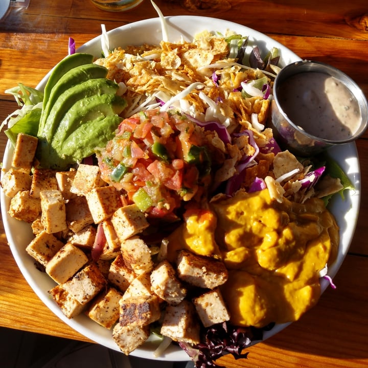 photo of Detroit Street Filling Station Taco 'Bout It Salad shared by @mynameislisa on  15 Dec 2021 - review