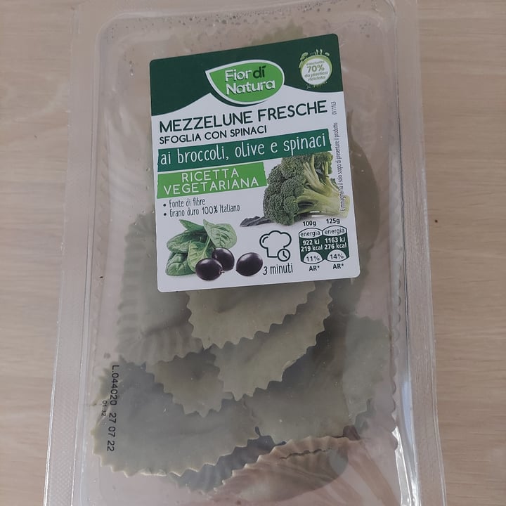 review photo of Fior di Natura mezzelune ai broccoli, spinaci e olive shared by @letizia1 on 15 Jul 2022 - review