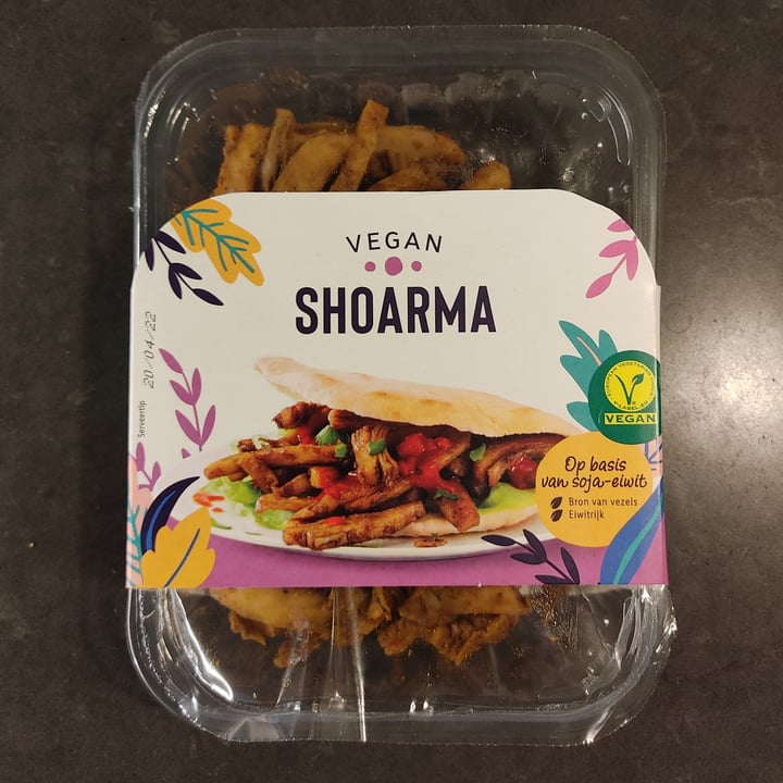photo of Vemondo Vegan Shoarma shared by @aciredefdumbr on  11 Apr 2022 - review