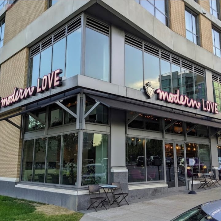 review photo of Modern Love Nachos Molo shared by @mrywel on 05 Feb 2022 - review