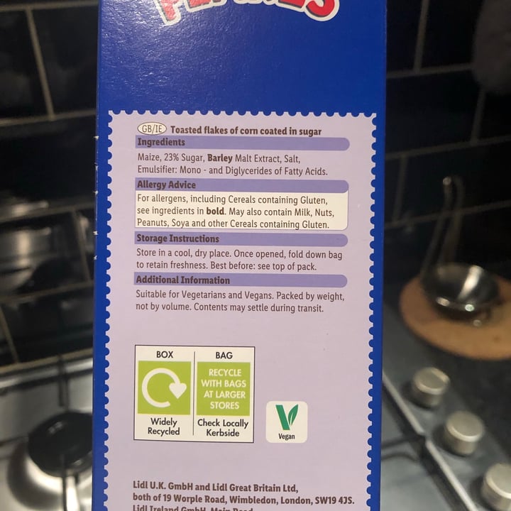 photo of Crownfield Frosted Flakes shared by @southernveganupnorth on  05 Feb 2021 - review
