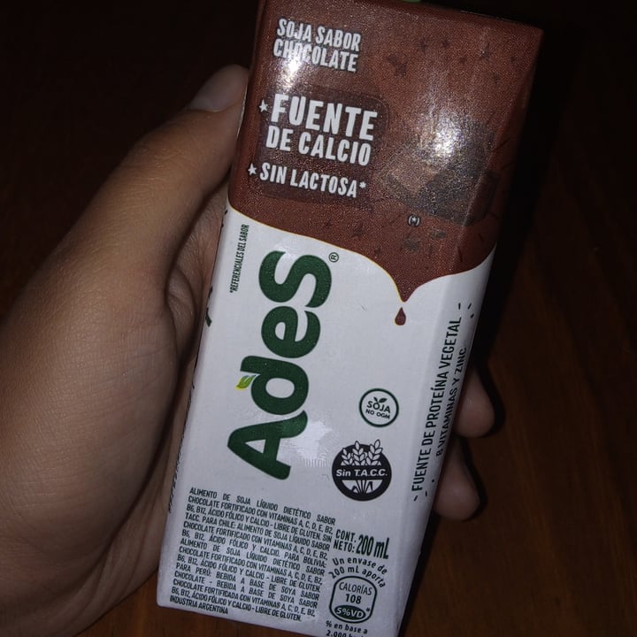 photo of Ades Leche de Soja sabor Chocolate shared by @emmilanesa on  15 Feb 2022 - review