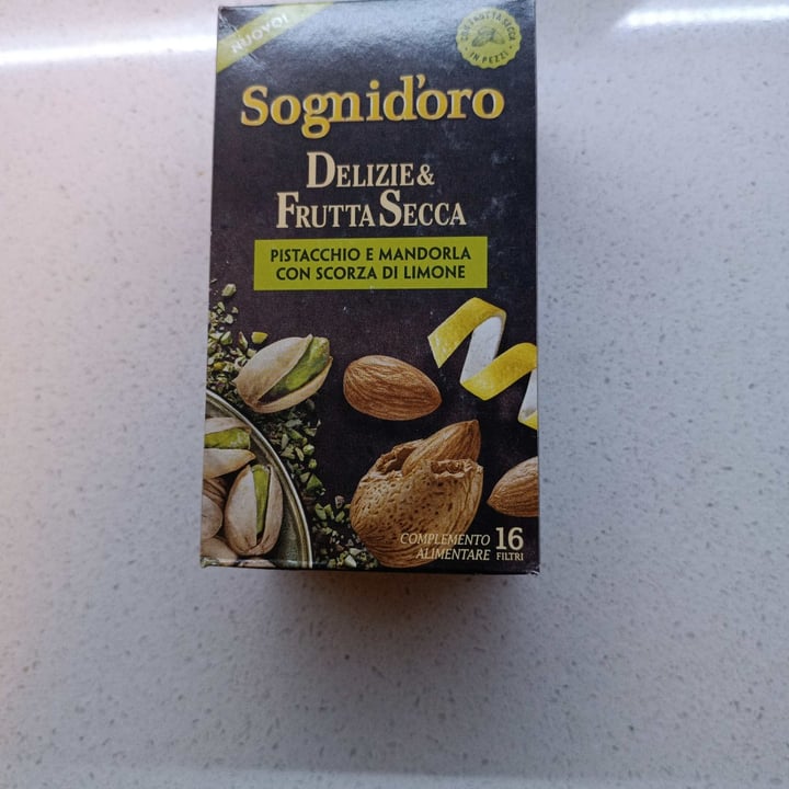 photo of Sognid'oro Delizie di frutta secca - pistacchio e mandorle con scorza di limone shared by @giorgiagasparotto on  28 Sep 2022 - review