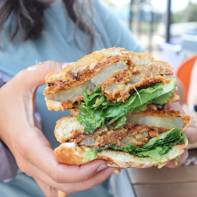 Photo of the dish “Fried Green Tomato Sandwich”