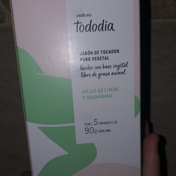 review photo of Natura Jabón de tocador puro vegetal hojas de limon y Guanábana shared by @dxffnee on 29 Jun 2021 - review