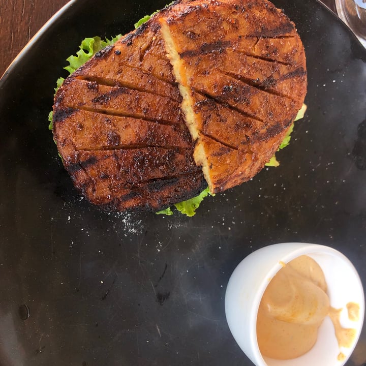 photo of Asher's Corner Cafe @ Ashers Farm Sanctuary The Original Burger shared by @dominickara on  12 Aug 2020 - review