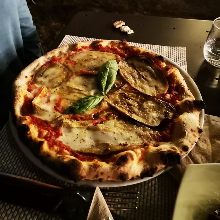 photo of Paradiso pizzeria Gelateria Pizza 4 Stagioni shared by @stefiveg72 on  10 Mar 2022 - review
