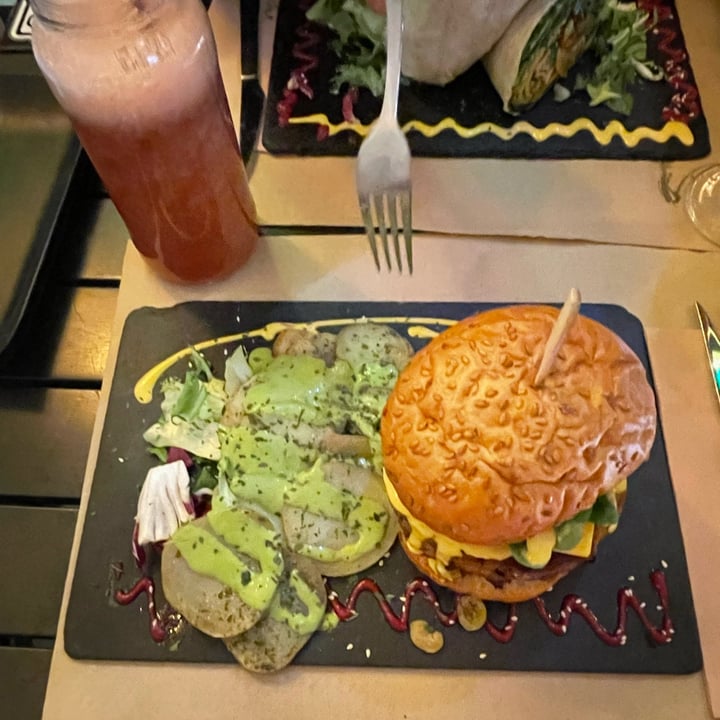 photo of Sanissimo Príncipe Pio Burger Espartana Sin Gluten shared by @elenina on  03 Mar 2022 - review