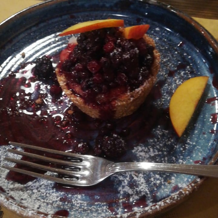 photo of La Mi Mama Cheesecake Con Frutti Di Bosco Caldi shared by @bealux on  27 Nov 2021 - review