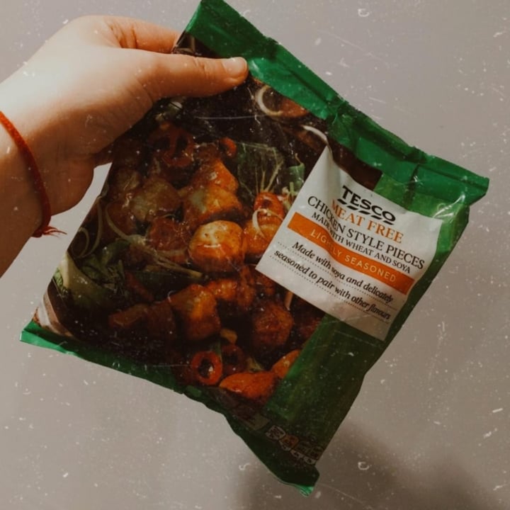 photo of Tesco Meat Free Chicken Style Pieces shared by @magpie on  30 Nov 2020 - review