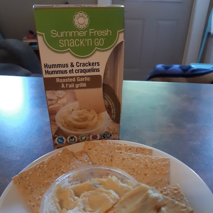 photo of Summer Fresh snack n go original hummus and crackers shared by @plantsinmytummy on  24 Jun 2021 - review