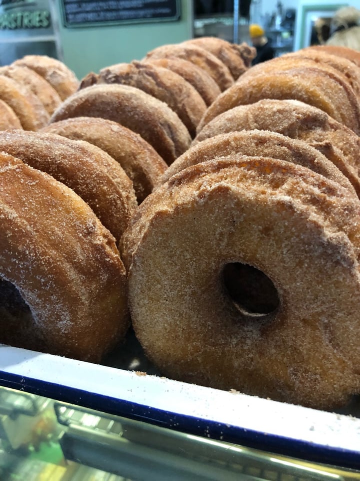 photo of Smith and Deli Cinnamon Doughnut shared by @ceechristo on  08 Aug 2019 - review