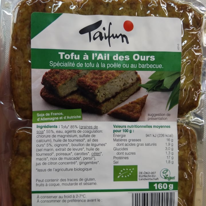 review photo of Taifun Filets de tofu à l'ail des ours shared by @napkinring on 10 Oct 2021 - review