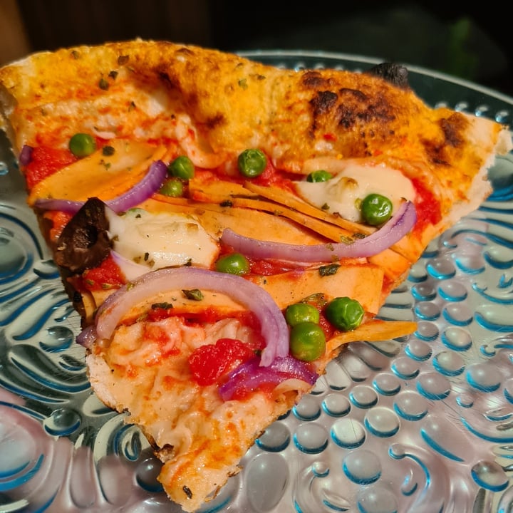 photo of Pizza Power Vegan Portuguesa shared by @vivianmaximo on  27 Nov 2021 - review