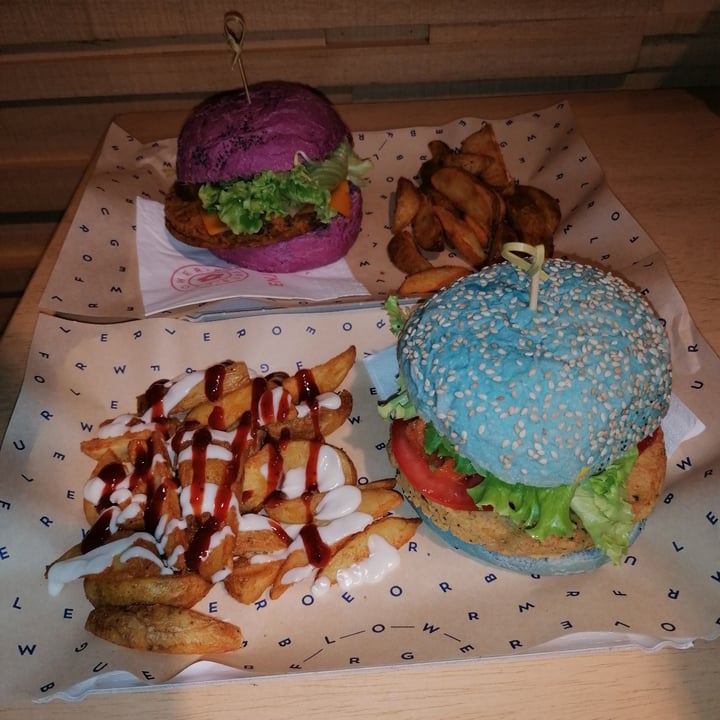 photo of Flower Burger Cherry Burger shared by @animals03 on  17 Aug 2021 - review
