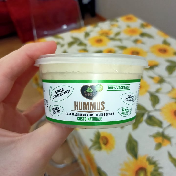 photo of ioVEG Hummus Di Ceci Senz'Aglio shared by @camibenet on  25 Nov 2021 - review