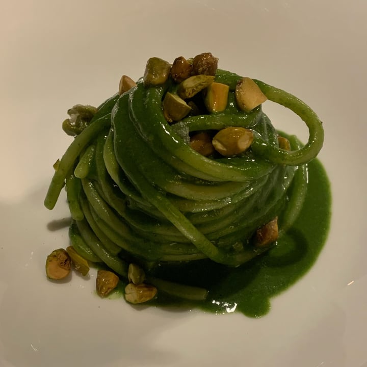 review photo of Ristorante Vespasia Spaghetti Regina dei Sibillini, Pesto di Pistacchio e Cicoria shared by @gaiasct on 28 Sep 2022 - review