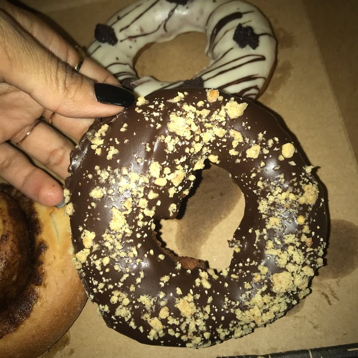 photo of Padoca Vegan Donut de Paçoca shared by @joytargino on  04 May 2022 - review