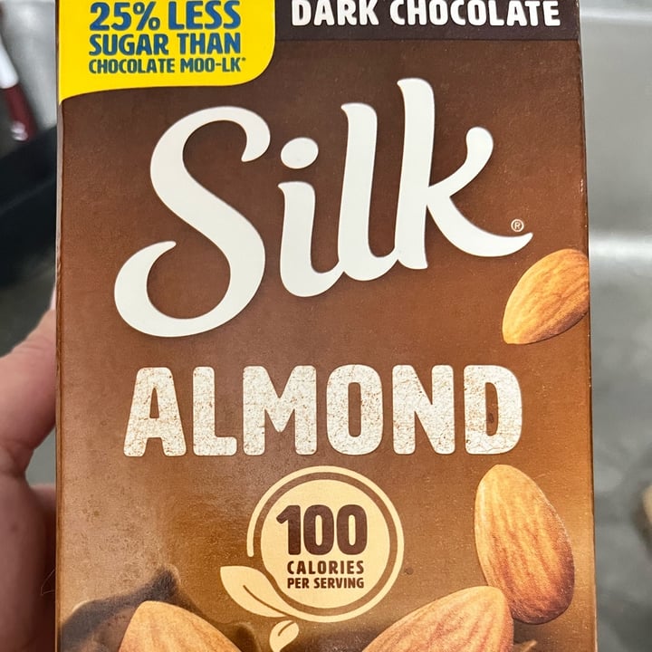 photo of silk almond milk Silk Almond Milk Dark Chocolate shared by @kristin548 on  12 May 2022 - review