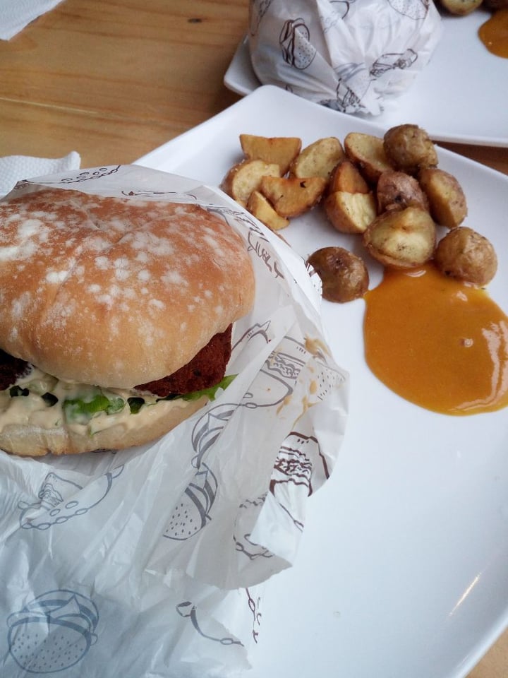 photo of Vegan'us Hamburguesa shared by @milenaq on  08 Jan 2020 - review