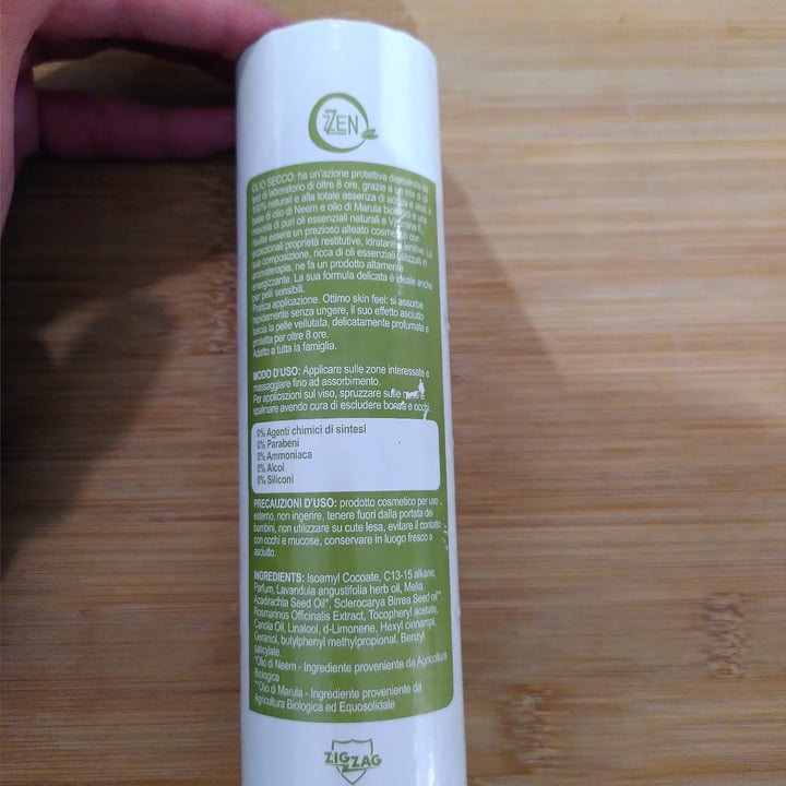 photo of Zig Zag Zzen Protection Con Olio Di Neem Biologico shared by @znngiulia on  01 May 2022 - review