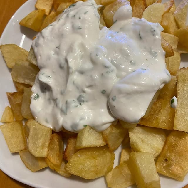 Photo of the dish “Patatas alioli”