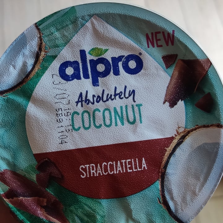 photo of Alpro Absolutely Coconut Stracciatella shared by @fraguidetti on  29 Jun 2022 - review