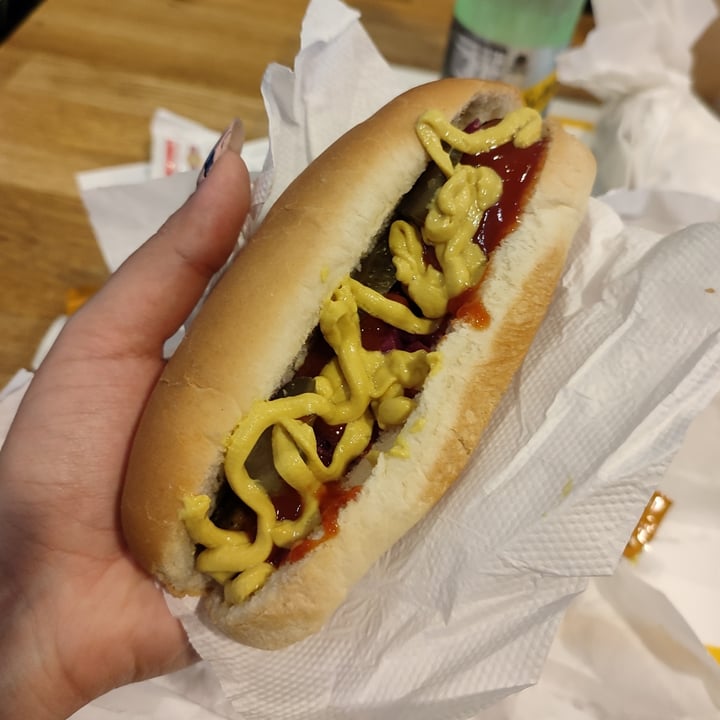 photo of Ikea Vegan Hot Dog shared by @flouredfingers on  14 Jul 2021 - review