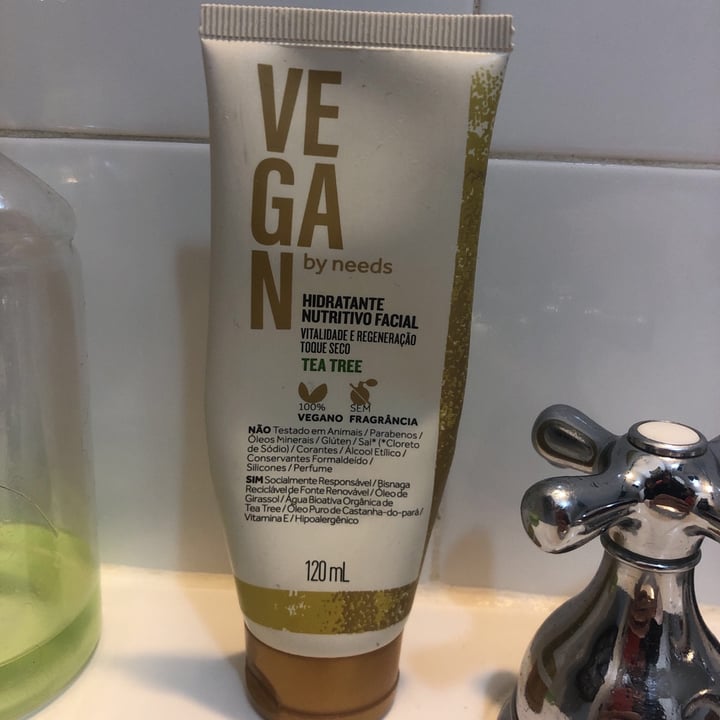 photo of Vegan by Needs Hidratante Facial Toque Seco shared by @nunucasanchez on  22 Jul 2021 - review