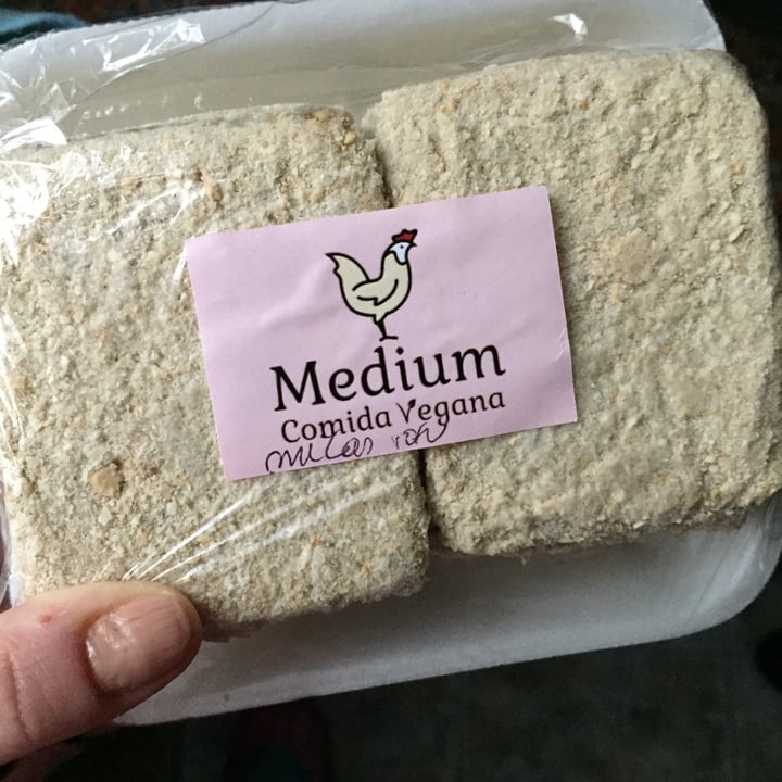 photo of Medium Vegan Milanesas de tofu shared by @giugin on  03 Sep 2020 - review