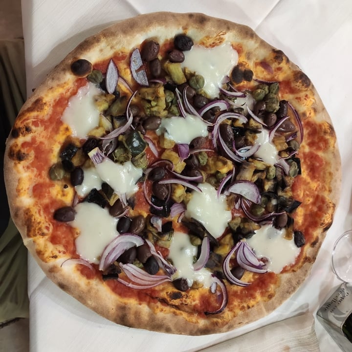 photo of Osteria n°5 Pizza Iris shared by @ziafe on  02 Jun 2022 - review